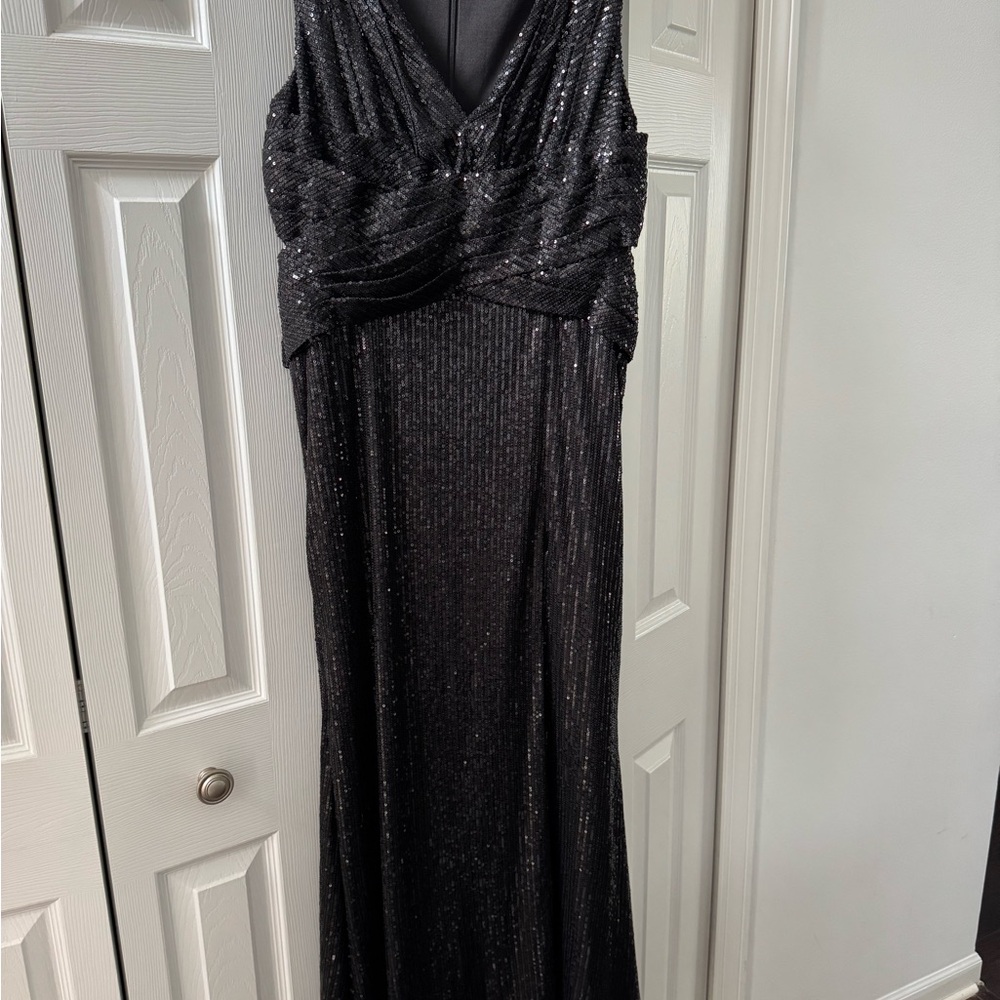 Mac Duggal Shimmering Black Maxi Dress
